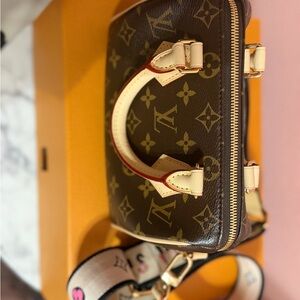 Louis Vuitton speedy 20